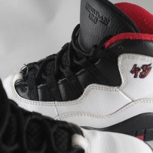 Nike Air Jordan Retro sneakers sz 1Y